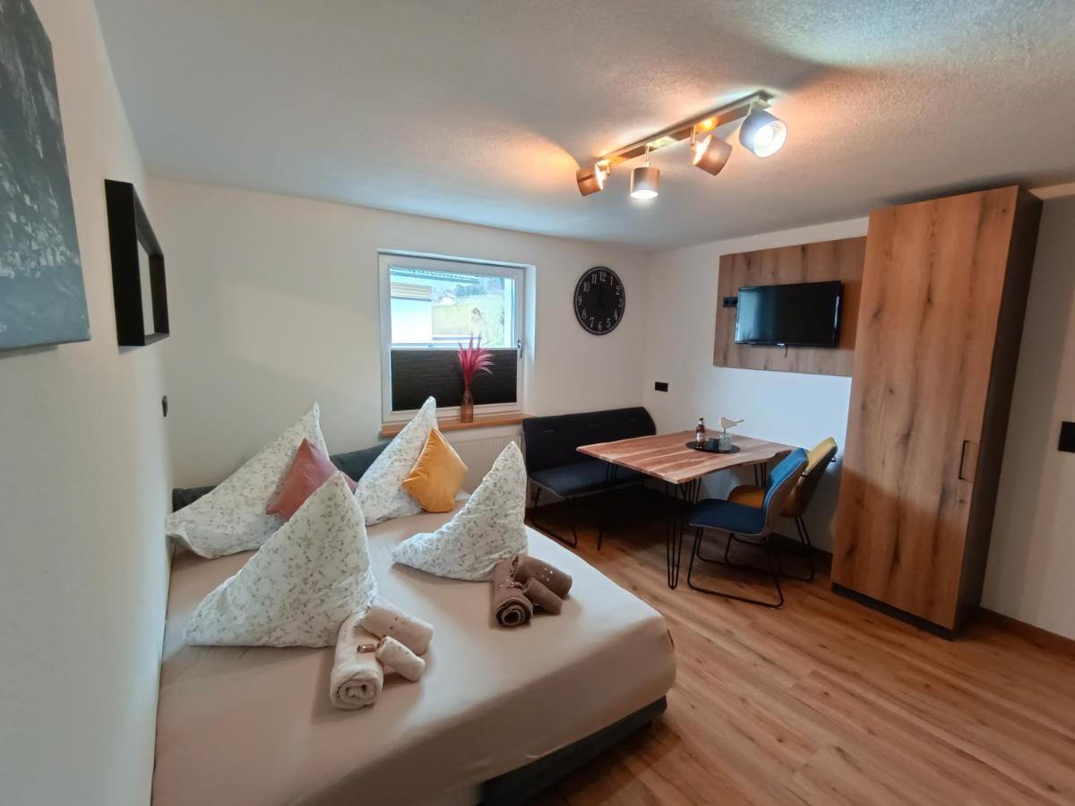 Appartamento Haus Felix Pettneu am Arlberg Esterno foto